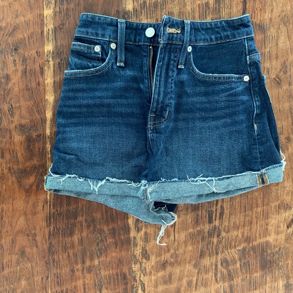 Madewell Curvy high rise denim shorts